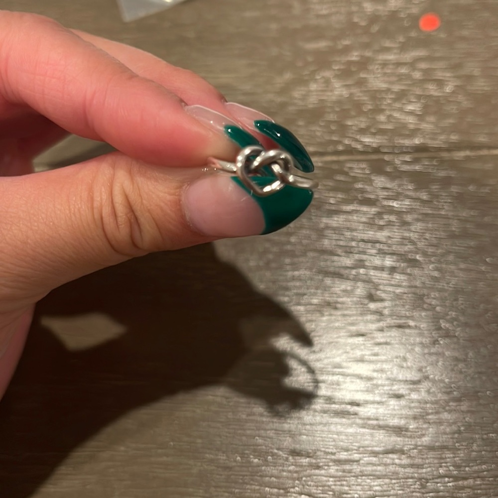 JAMES AVERY DELICATE HEART KNOT RING SIZE 5